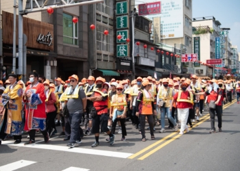 ▲夯枷為城隍中元祭一大特色。(圖/嘉義市政府提供)