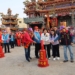 ▲雲林縣定民俗五股開臺尊王過爐大典，上午7時由縣長張麗善等人點燃起馬炮後正式起駕。（圖/雲林縣政府提供）