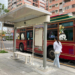 ▲提供更舒適候車環境，嘉義市政府增設簡易式候車亭。(圖/嘉義市政府提供)