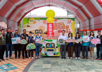 ▲嘉義縣水上鄉舉行幸福小黃通車典禮。(圖/嘉義縣政府提供)