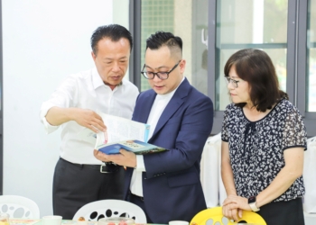 ▲基隆市議會訪嘉取經，聚焦「家鄉100問」與地方施政經驗。（圖/嘉義縣政府提供）