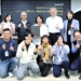 ▲嘉義市政府行政團隊開心地與所有市民朋友一同分享年度創意企畫「+1+1+1=嘉義式」獲得金點設計獎標章的喜悅榮耀。(圖/嘉義市政府提供)