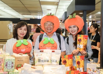 ▲2025春饗新加坡 TAIWAN TASTE展售會。（圖/嘉義縣政府提供）