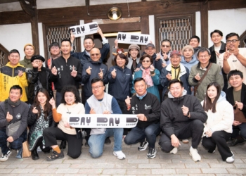 ▲經嘉義市建設處等相關部門協助，番仔溝公園迎來全新品牌概念店「Day Day」熱鬧開張。(圖/嘉義市政府提供)