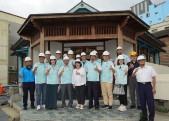 ▲市長黃敏惠對於東門派出所修復工程抱以高度重視，期待重現往日風華。(圖/嘉義市政府提供)