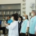 ▲由市長黃敏惠擔任主祭，在國歌、上香、獻花、獻果，恭讀祭文儀式後，全體與祭人員向先烈牌位行三鞠躬禮，表達對先烈們最崇高的敬意，氣氛莊嚴肅穆。(圖/嘉義市政府提供)