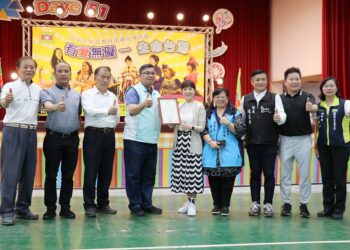 ▲透過這次「有愛無礙、生命台灣」生命教育宣導表演，讓全體師生建立珍惜生命、尊重他人的人生觀。(圖/嘉義市政府提供)
