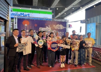 ▲2023雲林國際偶戲節21週年 跨界攜手全家便利商店合作 再現偶戲風華。(圖/雲林縣政府提供)