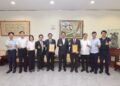▲嘉義市政府警察局與吳鳳科技大學、想飛資訊公司攜手合作，榮獲「2023智慧城市創新應用獎」。(圖/嘉義市政府提供)