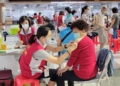 ▲嘉義市衛生局呼籲凡符合資格的市民朋友，請踴躍前往接種疫苗。（圖/嘉義市政府提供）