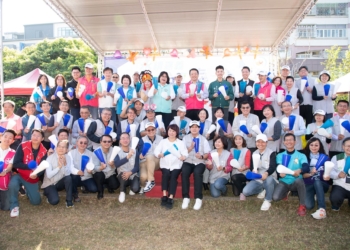 ▲市長黃敏惠非常開心見到辛苦的志工伙伴能在今天聚在一起同樂。（圖/嘉義市政府提供）