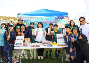 ▲嘉義市市長黃敏惠帶著團隊到場加油鼓勵。(圖/嘉義市政府提供)