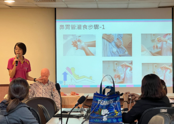 ▲嘉義縣舉辦外籍家庭看護工照顧技巧訓練。(圖/嘉義縣政府提供)