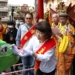 ▲祭典特邀主祭官黃敏惠市長為芒神及春牛開光點眼，過程隆重莊嚴。（圖/嘉義市政府提供）