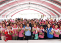 ▲東勢鄉農會慶端午，張麗善縣長與家政班媽媽一起綁肉粽。(圖/雲林縣政府提供)