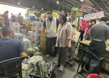 ▲雲林縣衛生局至西螺果菜市場進行免費健康篩檢活動及檳榔防制宣導。(圖/雲林縣政府提供)