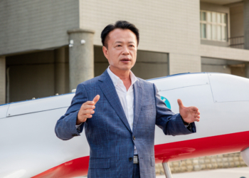 ▲嘉義縣長翁章梁二度榮獲遠見雜誌五星縣長。(圖/嘉義縣政府提供)