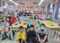 ▲張榮發基金會推動偏鄉教育 雲縣府頒贈感謝狀。(圖/雲林縣政府提供)