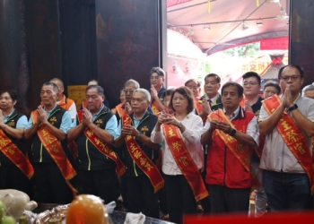 ▲今(3)日適逢農曆九月初一，文財殿舉辦文財尊神聖千秋祭祀大典，由市長黃敏惠擔任主祭官。(圖/嘉義市政府提供)