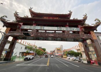▲嘉義縣政府趁勢大甲媽祖遶境，百萬遊客人潮湧入新港，與實境節目《社長之路》合作，將在5月2日到新港展店。(圖/嘉義縣政府提供)