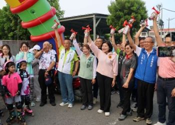 ▲2026雲林健康嘉年華全民健走，由縣長張麗善鳴笛出發。（圖/雲林縣政府提供）