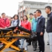 ▲受贈救護車是濁水溪以南唯一引進電動擔架升舉系統的救護車，使消防員能夠更輕鬆將傷者送上車。（圖/嘉義縣政府提供）