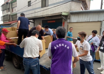 ▲嘉義縣政府破獲菸害新法首宗大型電子煙倉儲。（圖/嘉義縣政府提供）