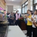 ▲記者李佩勳/雲林報導） 清明節是我國重要傳統掃墓祭祀節日，為深入了解各鄉鎮市殯葬設施現狀，縣長張麗善4日上午特別視察林內鄉九芎示範公墓、斗六市八德生命園區、斗南鎮新庄公墓以及土庫鎮公墓公園化墓基暨納骨堂。張麗善表示，近年來縣府對於殯葬環境舒適度和明亮度均予高度重視，積極與各鄉鎮市公所合作，推動殯葬設施建設，不僅讓先人在舒適環境中得到安息，也為鄉親們提供優質的追思空間。 張麗善呼籲前往掃墓鄉親們要提高防火意識，以保障自身和他人的生命財產安全，特別提醒大家避免使用火源，遵守「4不1帶走」原則：不用火進行除草、不燃燒紙錢、不放爆竹、不亂丟菸蒂，並將垃圾帶走，共同營造減災、平安、舒適的祭祀環境。 民政處長蕭德恕指出，隨著社會進步，人們對於不同葬禮方式的接受度越來越高。為滿足民眾多元化需求，縣府已在縣內設立三處環保樹葬區，分別位於斗六市九老爺追思生命園區、大埤鄉下崙公墓以及東勢鄉四美生命園區。另今年九月雲林縣政府將與臺中市、彰化縣、南投縣及苗栗縣共同舉辦五縣市聯合海葬活動，鄉親們若有相關需求，歡迎直接與縣府民政處聯繫，進行了解和辦理。