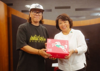 ▲市長黃敏惠親赴影集《我們的藍調時光》拍攝地探班。(圖/嘉義市政府提供)