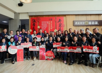 ▲歲末送暖，嘉義縣各界關懷弱勢捐贈愛心年菜。（圖/嘉義縣政府提供）