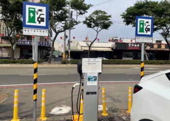 ▲▲嘉義市停車場將逐步進行電動車充電樁。(圖/嘉義市政府提供)