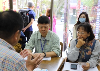 ▲謝淑亞副縣長與許宏博處長與GW三島事務所夥伴交流。(圖/雲林縣政府提供)