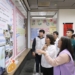 ▲市長黃敏惠親身走訪主題展，感受滿滿溫馨氛圍。(圖/嘉義市政府提供)