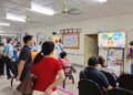 ▲「食藥保衛團宣導列車」前進長照機構，傳遞淺顯易懂的用藥知識。（圖/嘉義縣政府提供）