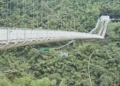 ▲「太平雲梯」像是一抹跨在山巒間的天使微笑。（圖/嘉義縣政府提供）
