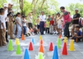▲縣長翁章梁參加動保夏令營，與營隊師生同樂。（圖/嘉義縣政府提供）