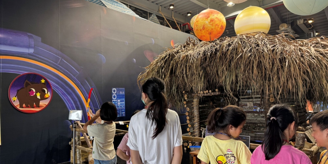 ▲嘉義縣太空教育館推出「勇闖太空館」科學闖關活動。（圖/嘉義縣政府提供）