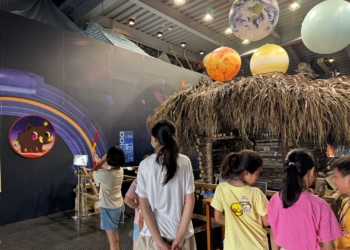 ▲嘉義縣太空教育館推出「勇闖太空館」科學闖關活動。（圖/嘉義縣政府提供）