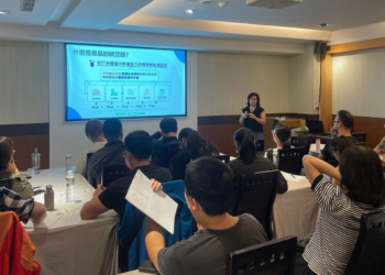 ▲「嘉義市溫室氣體盤查增能培訓課程」邀請多位專家學者共同講授碳議題趨勢。(圖/嘉義市政府提供)