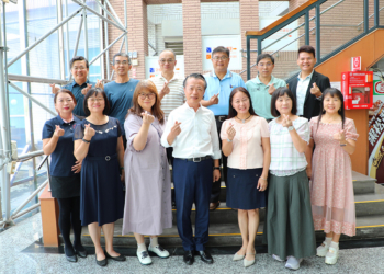 ▲嘉義縣校長會議中，6對校長夫妻成另類焦點。(圖/嘉義縣政府提供)