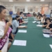▲和興國小透過校園健康大使走入社區，宣導視力保健的常識。（圖/嘉義縣政府提供）
