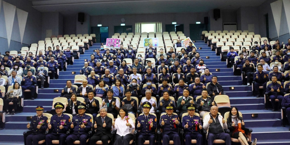 ▲嘉義市政府警察局卸、新任分局長聯合交接典禮今(26)日隆重登場。(圖/嘉義市政府提供)