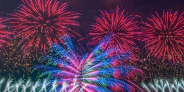 ▲2026台灣燈會10分鐘1.7萬發煙火點亮嘉義夜空。（圖/嘉義縣政府提供）