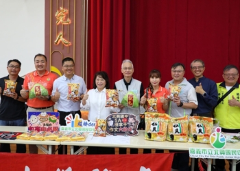 ▲嘉義市長黃敏惠祝福考生如願考取理想學校。(圖/嘉義市政府提供)