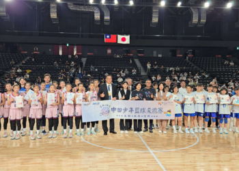 ▲「2024年度日台國際交流籃球賽」在群馬縣太田市舉行，雲林縣鎮南國小應邀參加。（圖/雲林縣政府提供）