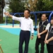 ▲縣長翁章梁等人視察新完工的溪口鄉鵪鶉兒童遊戲公園。（圖/嘉義縣政府提供）