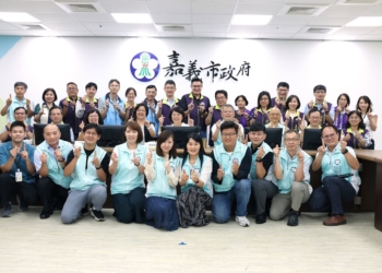 ▲彰化縣長王惠美於14日率領縣府團隊前往嘉義市參觀觀摩，希望能夠借鑒他們的經驗，以確保2025年的台灣設計展能夠圓滿成功。(圖/嘉義市政府提供)