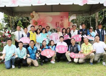 ▲2023嘉義市桐花祭「幸福與你桐聚」，現場有野餐、活動表演及在地小農市集，邀民眾一同歡樂。(圖/嘉義市政府提供)