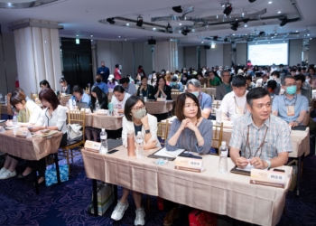 ▲來自各地全國跨領域長期照顧夥伴和國際專家學者，一同參與盛會。(圖/嘉義市政府提供)