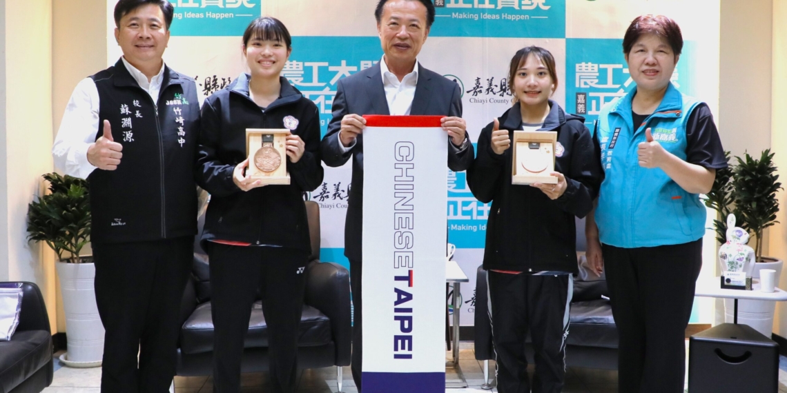 ▲蕭安宇與江巧羽兩位國手在國際賽展現實力與默契，替嘉義縣與台灣爭光。(圖/嘉義縣政府提供)